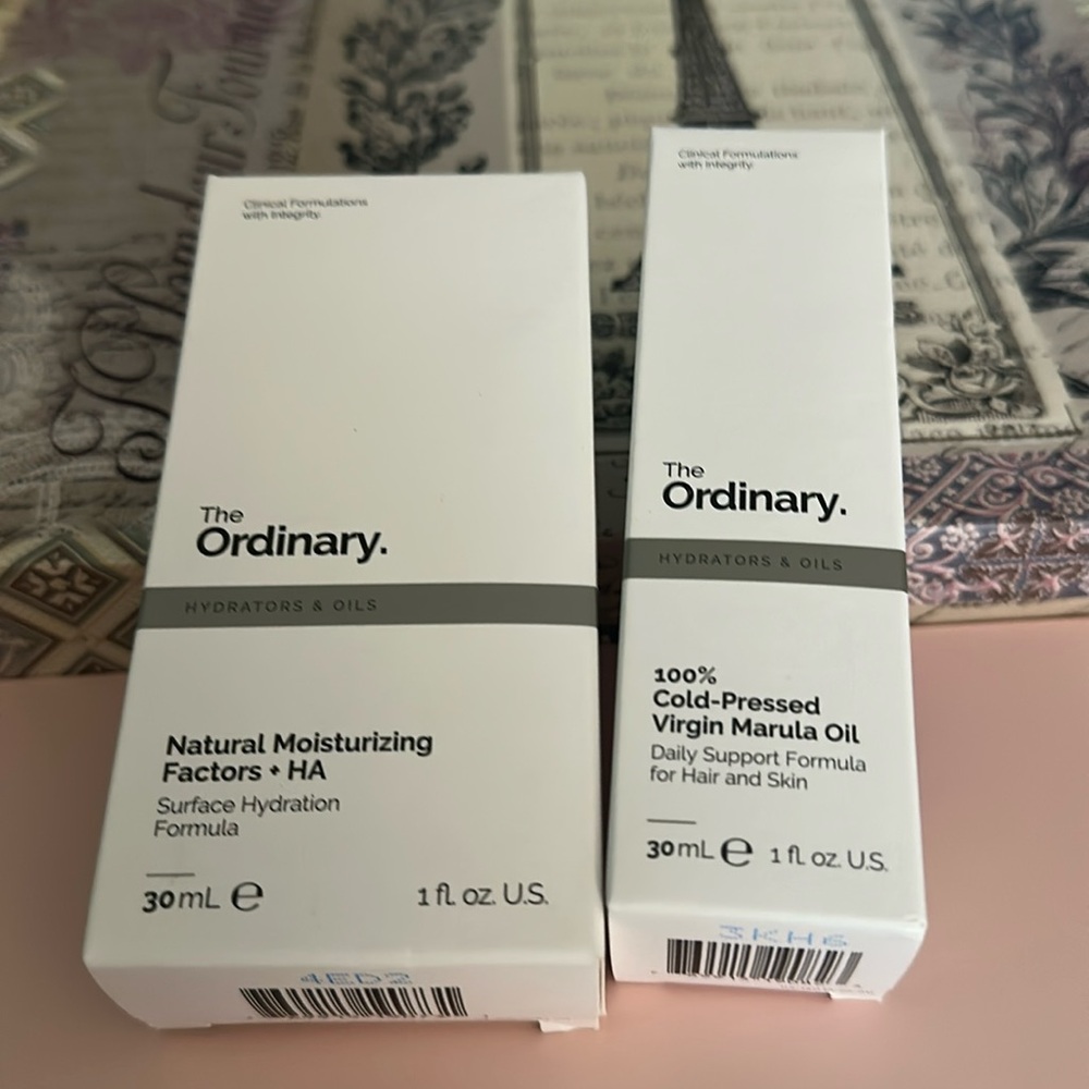 Ordinary natural moisturizing factor & 100% cold-pressed Marula Oul
